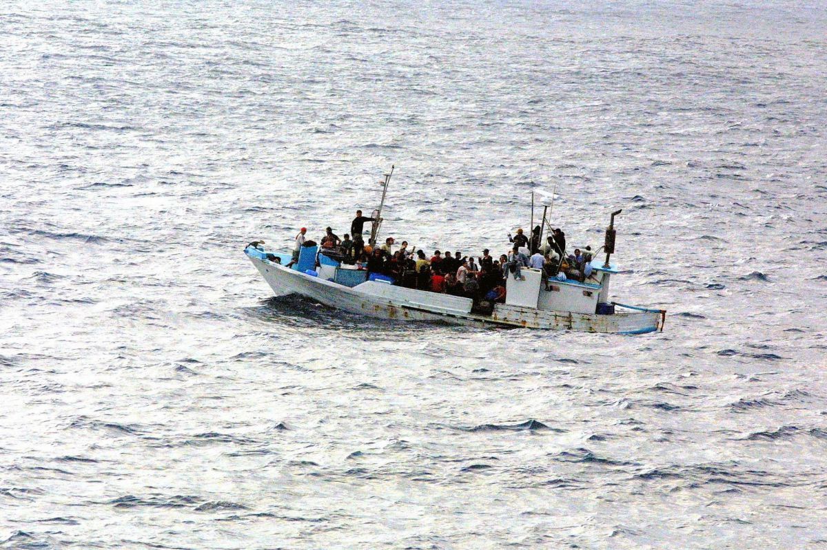 boat-g6761affce_1920