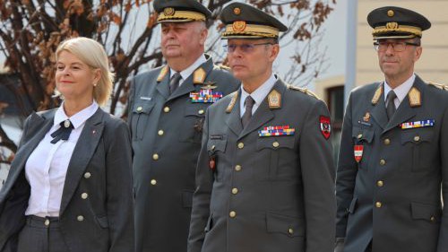2026-03-18_lvak_festakt-kommandouebergabe-landesverteidigungsakademie_c_0395